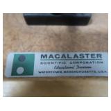 "MACALESTER" SCIENTIFIC CO RADIO RECEIVER