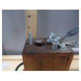 "MACALESTER" SCIENTIFIC CO RADIO RECEIVER