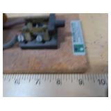"MACALESTER" SCIENTIFIC CO RADIO RECEIVER