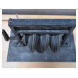CAST IRON ANTIQUE TELEPHONE CRANK