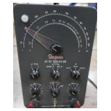 VINTAGE HEATHKIT RF SIGNAL GENERATOR