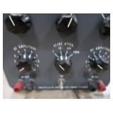 VINTAGE HEATHKIT RF SIGNAL GENERATOR