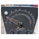 VINTAGE HEATHKIT RF SIGNAL GENERATOR