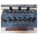 ANTIQUE BRIDGE RESISTANCE BOX