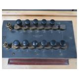 ANTIQUE BRIDGE RESISTANCE BOX