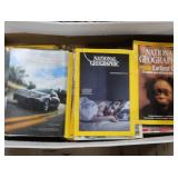 LARGE LOT ON NATIONAL GEOGRAPHIC MAGAZINES