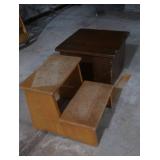 SMALL WOODEN STEP STOOL AND WOODEN BLOCK/STAND