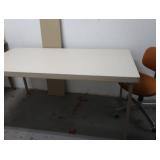 NICE LARGE STURDY FOLDING TABLE