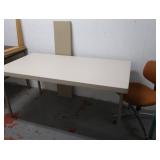 NICE LARGE STURDY FOLDING TABLE