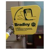 BRADLEY EYE WASH STATION