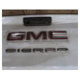 NEW GMC SIERRA TAILGATE