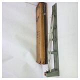 Vintage Model Train Operating Track Uncoupler Unloader Section with Box