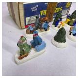 Vintage Country Villagers 8 Piece Figurine Set With Box
