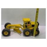 Vintage Tonka Yellow Road Grader Construction Toy