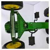 Vintage John Deere 20 Narrow Front Pedal Tractor Green Yellow Metal Ride-On