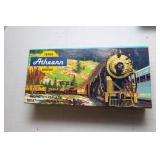Athearn HO Scale Model Train Car Collection – Set of 4 Boxed Cars