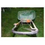 Scotts Deluxe EdgeGuard Broadcast Spreader