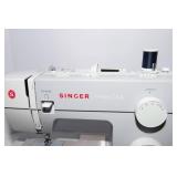 Singer Heavy Duty 4411 Sewing Machine