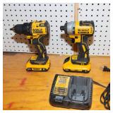 DeWalt Cordless Drill & Impact Driver Set with Batteries and Charger