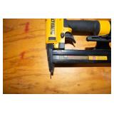 DeWalt DWFP1838 18 Gauge Finishing Stapler