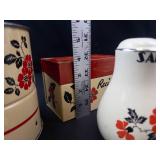 Halls Autumn Leaf Kitchenware Mixed Lot
