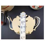 Halls Autumn Leaf Kitchenware Mixed Lot