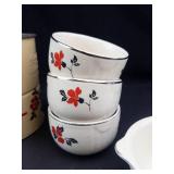 Halls Autumn Leaf Kitchenware Mixed Lot