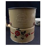Halls Autumn Leaf Kitchenware Mixed Lot