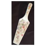 O - Vintage Cake Plate with Pastry Server