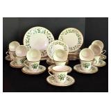 LL-FR - Lenox Holiday 50-Piece Dinnerware Set