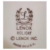 LL-FR - Lenox Holiday 50-Piece Dinnerware Set