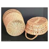LL-FR - Wicker Shelf Unit, 4 Baskets & Woven Pitcher Mixed Lot