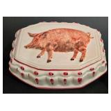 LL-FR - Pig Shaped Cutting Board & Pig Motif Wall Hanging Mixed Lot