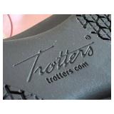LR - New Trotters Sandals & Scarf Set