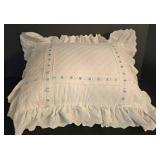LR - Decorative Pillows & Covers Laura Ashley Estate Set (Lot of 4)