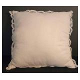 LR - Decorative Pillows & Covers Laura Ashley Estate Set (Lot of 4)