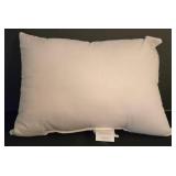 LR - Decorative Pillows & Covers Laura Ashley Estate Set (Lot of 4)