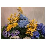 O - Artificial Floral Arrangements Mixed Lot - Pots, Vases & Fronds
