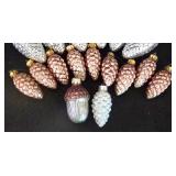 LL-ST - Glass Pine Cone & Leaf Ornaments (Lot of 21)