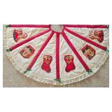 LL-ST - Holiday Table Linens Nicholas Square & Hansel and Gretel Mixed Lot
