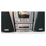 LL-ST - TV Stand & Vintage Emerson Boom Box With Detachable Speakers