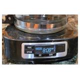 K - Kitchen Appliance Bundle Cuisinart Waffle Maker, Hamilton Beach Coffee Maker & Grill Mixed Lot