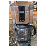 K - Kitchen Appliance Bundle Cuisinart Waffle Maker, Hamilton Beach Coffee Maker & Grill Mixed Lot