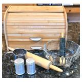 K - Kitchen Appliance Bundle Cuisinart Waffle Maker, Hamilton Beach Coffee Maker & Grill Mixed Lot