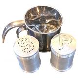 K - Kitchen Appliance Bundle Cuisinart Waffle Maker, Hamilton Beach Coffee Maker & Grill Mixed Lot