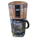 K - Kitchen Appliance Bundle Cuisinart Waffle Maker, Hamilton Beach Coffee Maker & Grill Mixed Lot