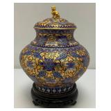 Vintage Exquisite Chinese Covered Decorative Gilded Cloisonne Urn With Wood Stand 9"