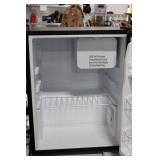 Whirlpool WH27S1E 2.7 Cu Ft Refrigerator