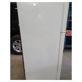 Frigidaire Refrigerator Freezer, 18.2 Cu. Ft.