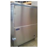 Norlake MC08DS Commercial Chest Freezer.